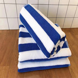 Cotton padded blue and white stripes can't absorb wool yarn-dyed bath towels and beach towels.